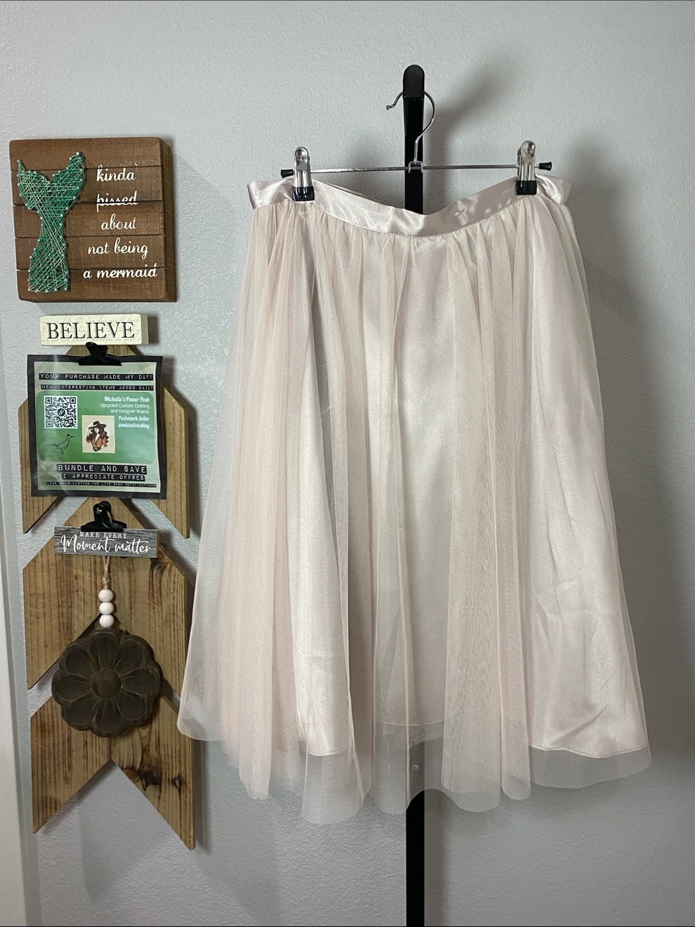 Blu Sage Cream Tulle Midi Skirt with Satin Waistband w 15 L26